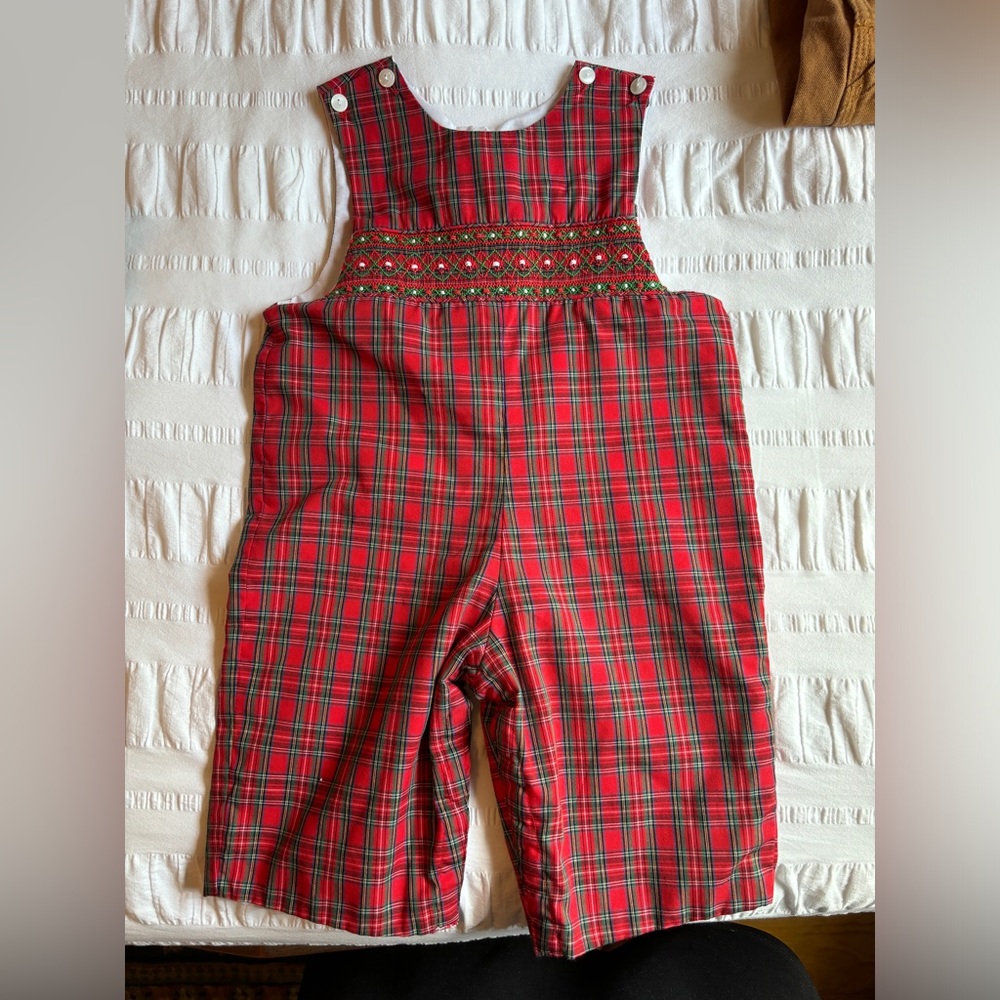 Petit Bebe, 9mo, EUC